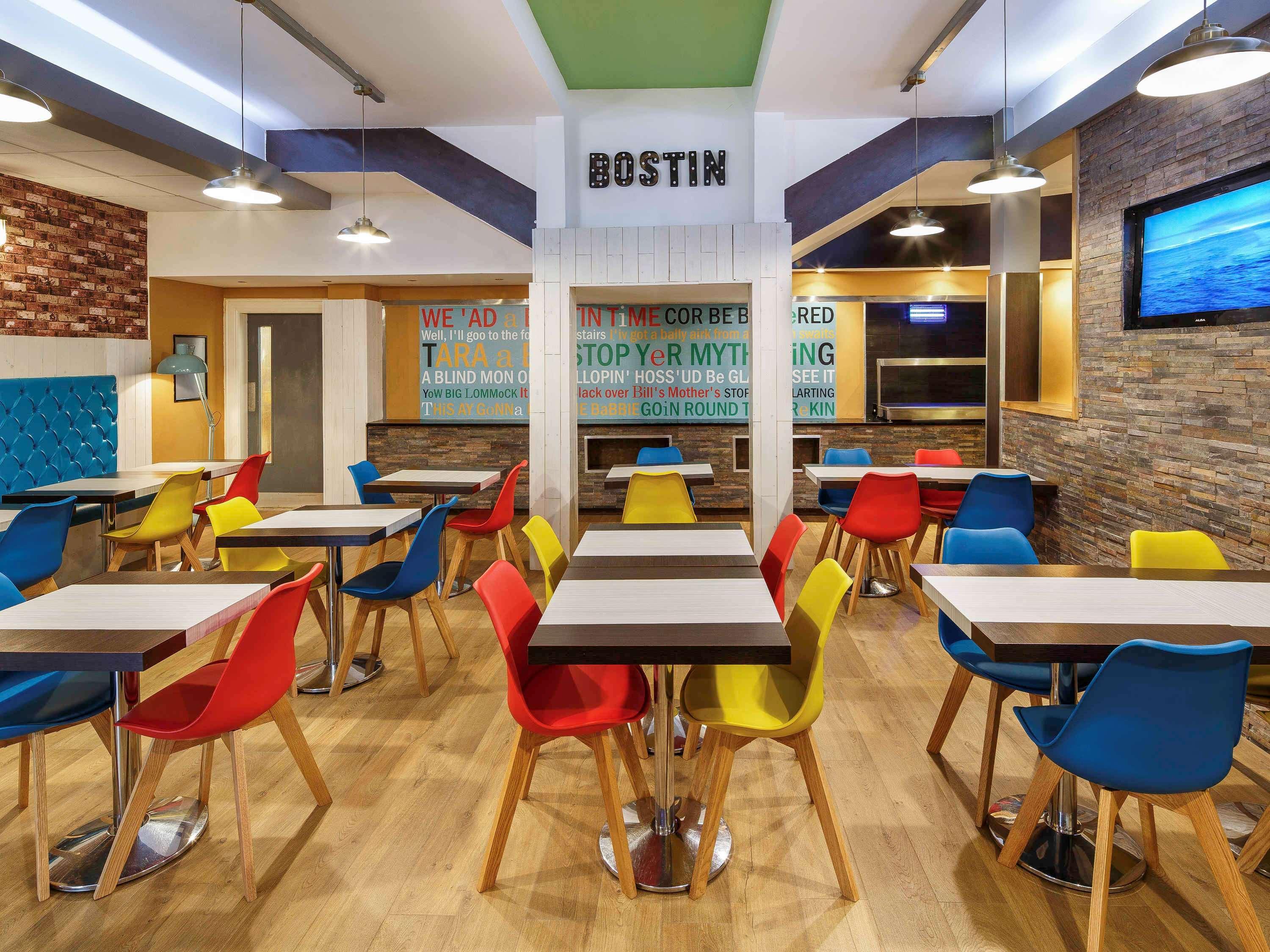 Ibis Styles Birmingham Oldbury Hotel Exterior photo